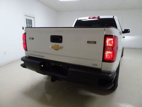 Used 2019 Chevrolet Silverado 1500 W/T RWD image 10