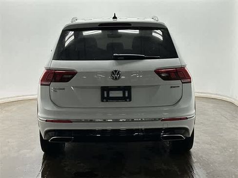 Certified 2020 Volkswagen Tiguan SEL Premium R-Line image 4