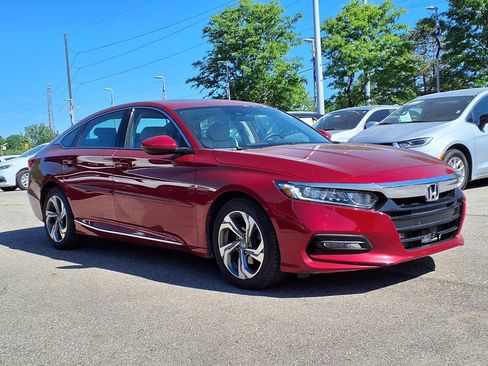Used 2020 Honda Accord EX image 3