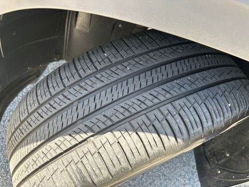 Certified 2024 Volkswagen Atlas SE AWD/4WD image 43