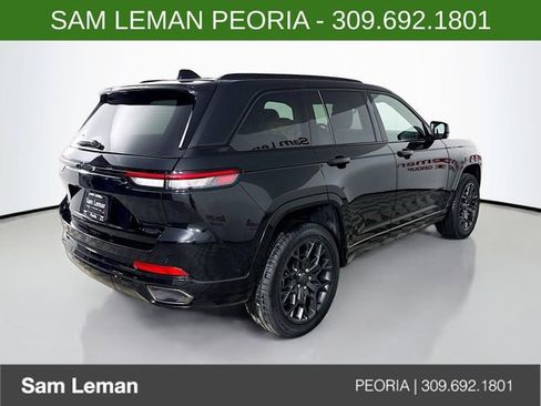 New 2025 Jeep Grand Cherokee Summit w/ Obsidian Package image 7