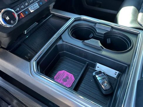 Used 2022 Ford F250 Platinum image 26