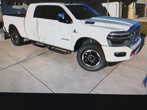 Used 2025 RAM 2500 Laramie image 3