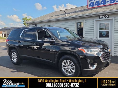 Used 2020 Chevrolet Traverse LT FWD image 1