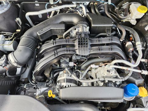 Used 2022 Subaru Outback Limited image 9