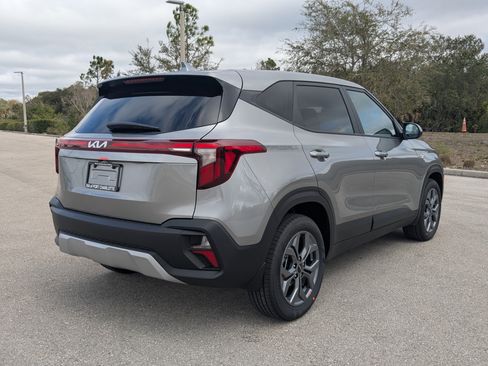 New 2026 Kia Seltos LX image 5