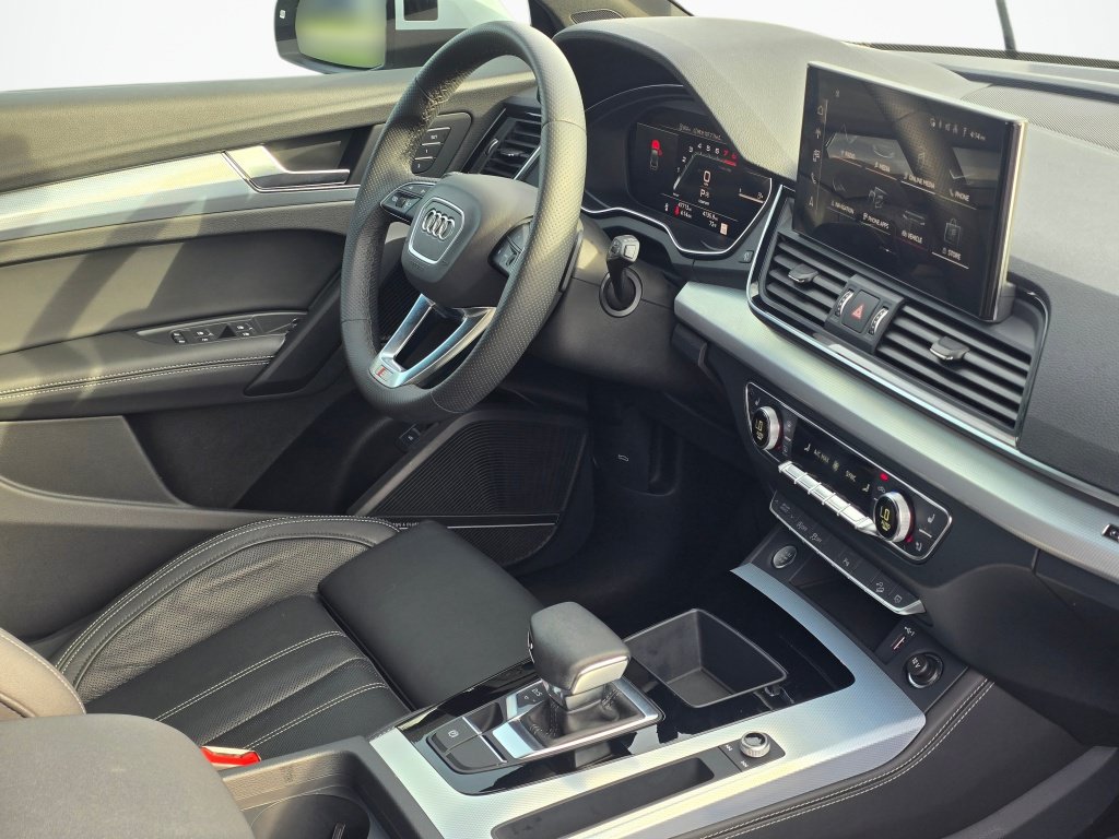 Used 2024 Audi Q5 2.0T Premium Plus AWD/4WD image 30