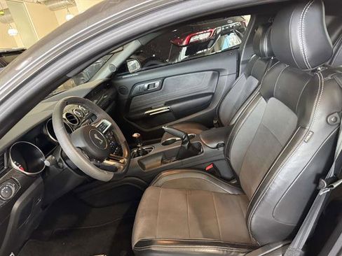 Used 2020 Ford Mustang Shelby GT350 w/ Technology Package image 11