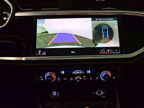 Used 2023 Audi Q3 2.0T Premium Plus image 31