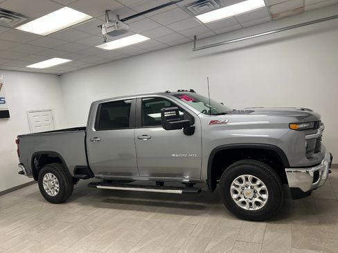 New 2026 Chevrolet Silverado 2500 LT w/ Safety Package image 6