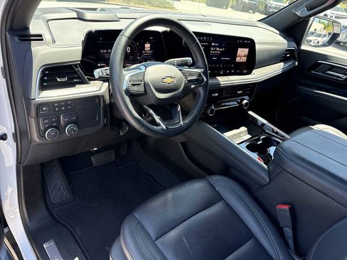 Used 2025 Chevrolet Tahoe LT AWD/4WD image 10