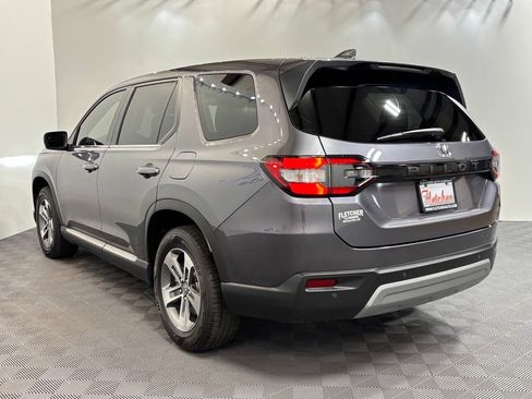 Certified 2025 Honda Pilot EX-L image 4