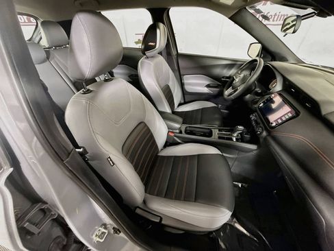 Certified 2023 Nissan Kicks SR w/ SR Premium Package FWD image 29