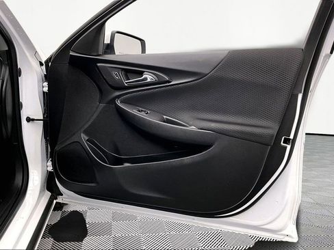 Used 2025 Chevrolet Malibu LT image 24