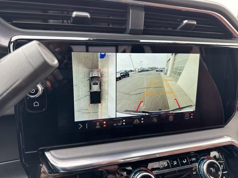 Used 2025 GMC Sierra 3500 Denali Ultimate image 22