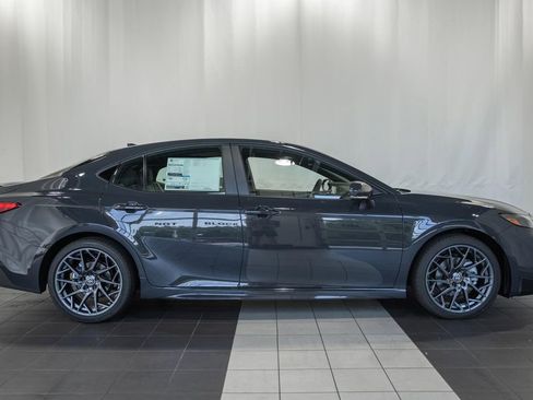 New 2026 Toyota Camry SE FWD image 3