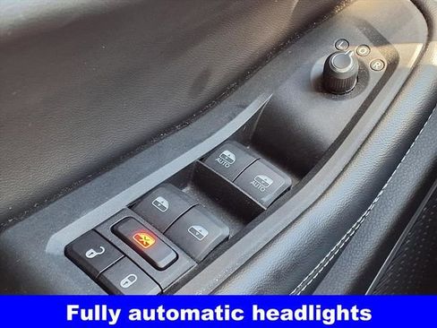 Used 2022 Jeep Grand Cherokee L Limited image 17