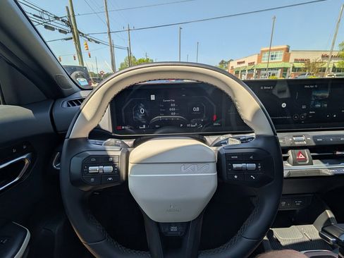 Used 2025 Kia K4 GT-Line w/ GT-Line Premium Package image 15