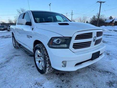 Used 2016 RAM 1500 Sport image 7