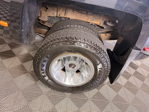 Used 2015 GMC Sierra 3500 SLE AWD/4WD image 16