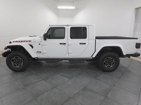 Used 2021 Jeep Gladiator Mojave image 2