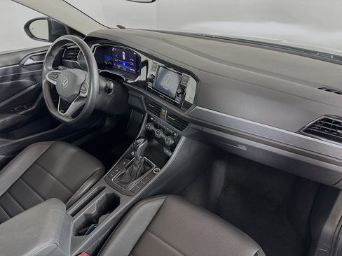 Used 2024 Volkswagen Jetta SE FWD image 35