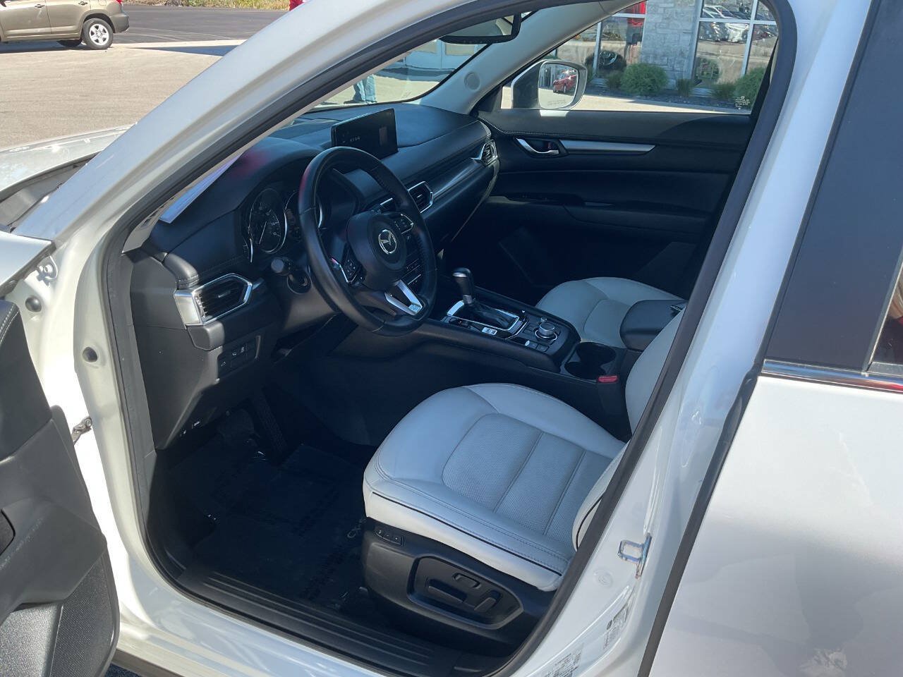Used 2025 MAZDA CX-5 AWD 2.5 S w/ Preferred Package image 14