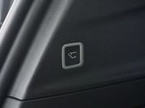 New 2026 Chrysler Voyager LX FWD image 31