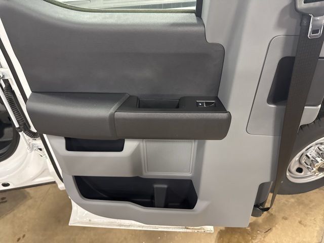 Used 2024 Ford F350 XL w/ XL Chrome Package RWD image 16