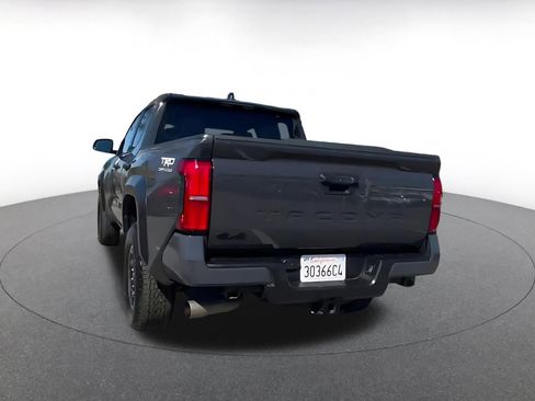 Used 2025 Toyota Tacoma TRD Off-Road image 11
