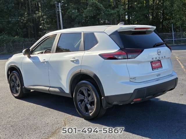 Certified 2026 Nissan Rogue SV w/ Cold Weather Package FWD image 3