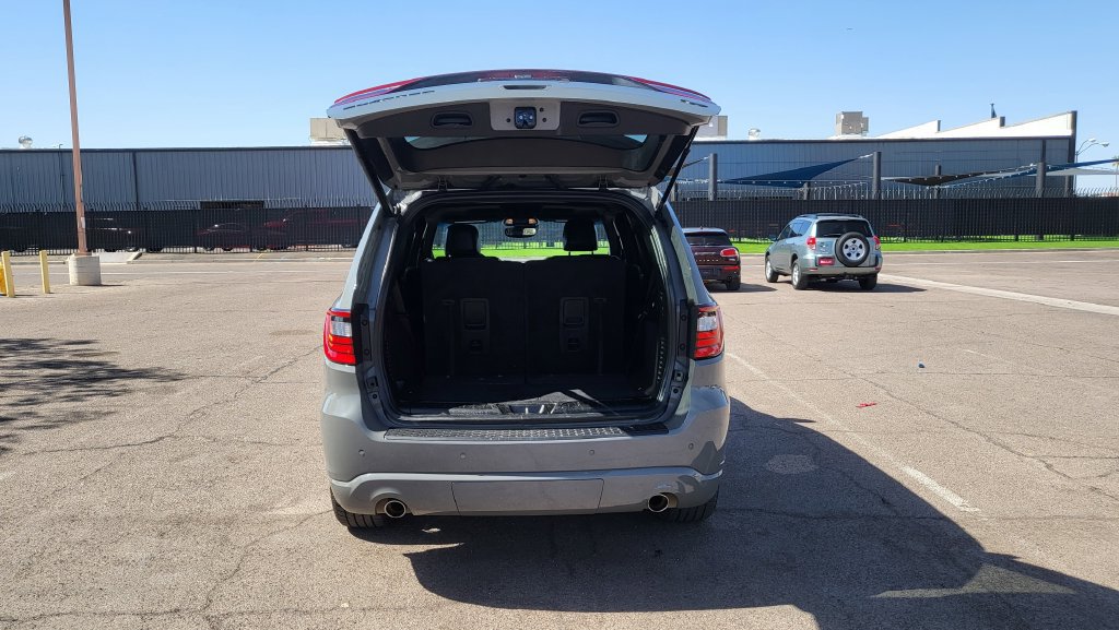 Used 2023 Dodge Durango R/T w/ Hemi Orange Plus Package RWD image 12
