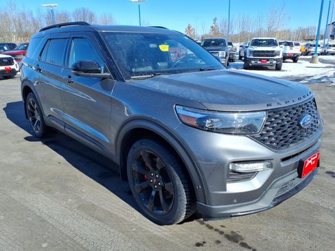 Used 2021 Ford Explorer ST w/ Equipment Group 401A image 8