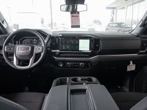 Used 2024 GMC Sierra 1500 Elevation AWD/4WD image 17
