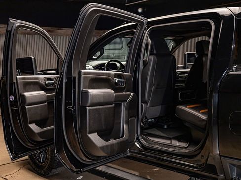 Used 2022 GMC Sierra 2500 AT4 w/ AT4 Premium Plus Package image 28