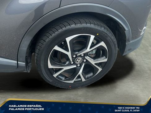 Used 2021 Toyota C-HR XLE FWD image 33