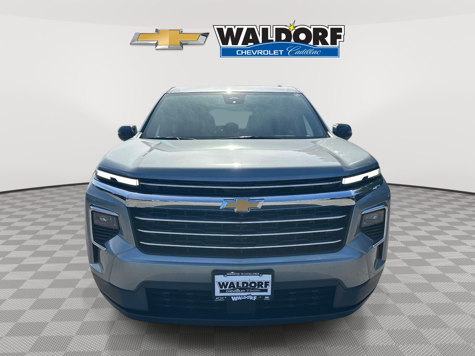 Used 2026 Chevrolet Traverse LT w/ Sun and Wheel Package AWD/4WD image 2