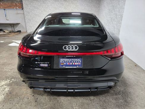 Used 2022 Audi e-tron GT Premium Plus image 46