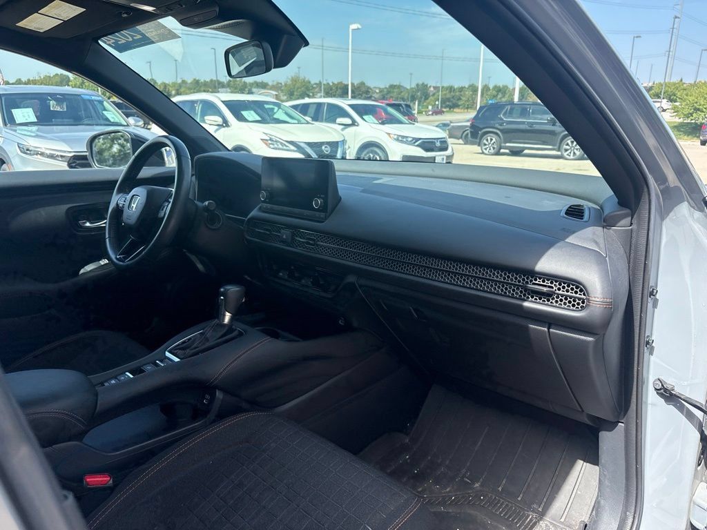 Certified 2024 Honda HR-V Sport image 23