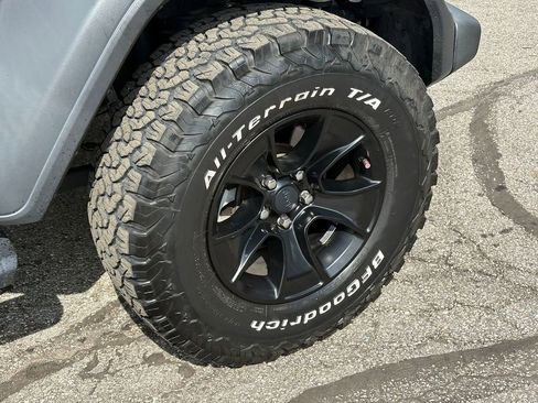 Used 2021 Jeep Wrangler Unlimited Sport AWD/4WD image 9