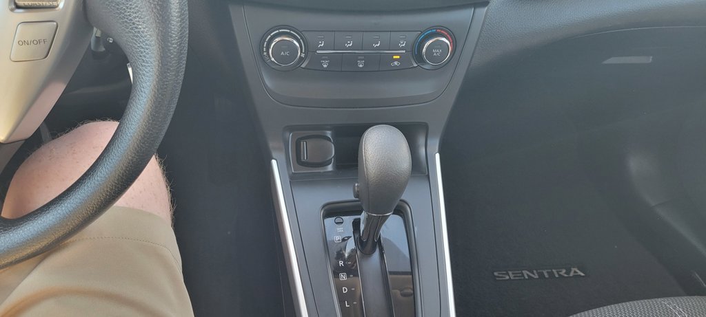 Used 2017 Nissan Sentra S FWD image 19
