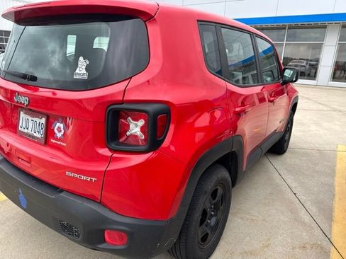 Used 2018 Jeep Renegade Sport w/ Power & Air Group AWD/4WD image 7