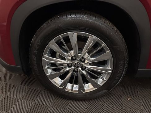 Used 2024 Toyota Grand Highlander Platinum image 28