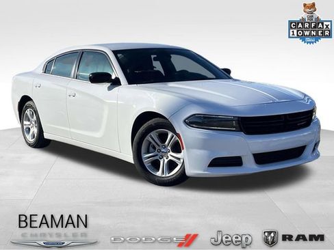 Used 2023 Dodge Charger SXT image 1