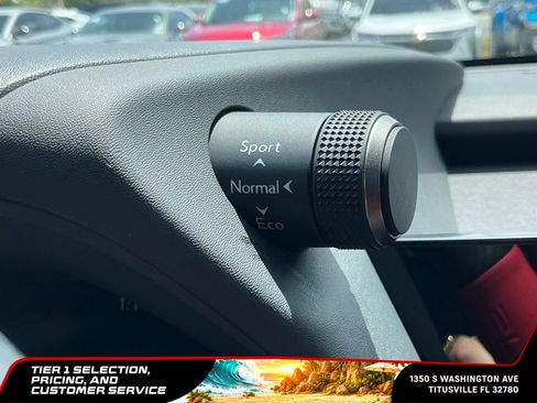 Used 2025 Lexus UX 300h FWD image 44