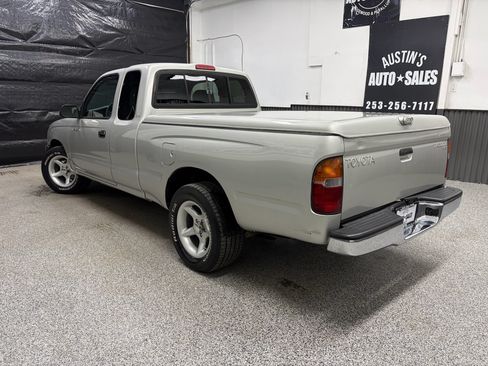 Used 2000 Toyota Tacoma 2WD Xtracab w/ SR5 Pkg image 8