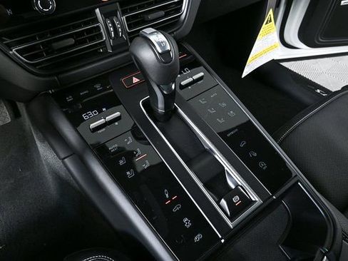 New 2026 Porsche Macan GTS image 23