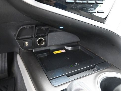 Used 2023 Toyota Camry XLE image 27