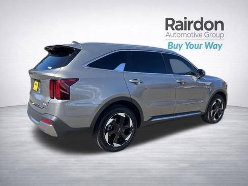 Used 2025 Kia Sorento EX image 6