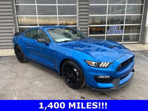 Used 2019 Ford Mustang Shelby GT350 w/ Technology Package image 4